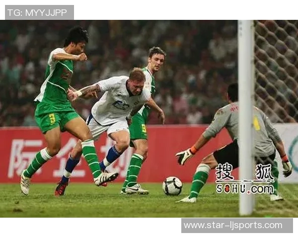 英超足球战术在深圳足球队中的包夹体系应用与创新分析 英超足球战术在深圳足球队中的包夹体系应用与创新分析